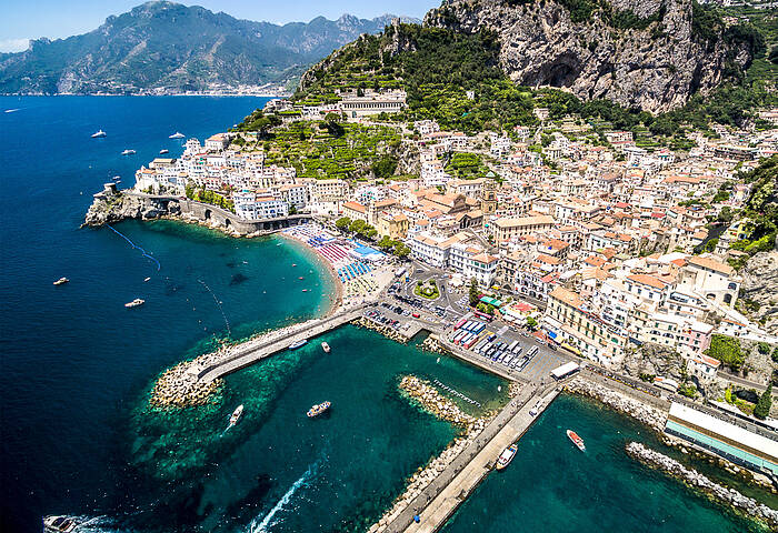 Helicopter tour to Capri, Sorrento and Positano