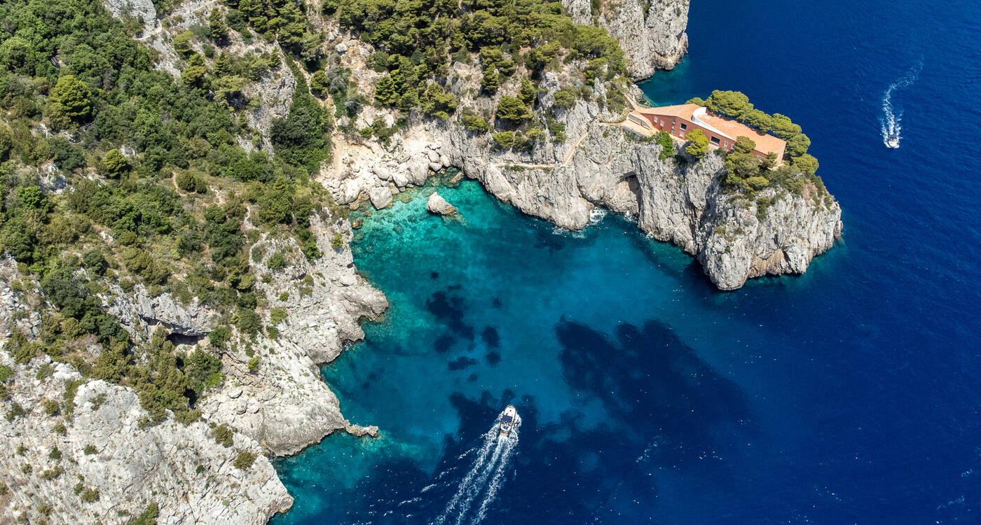 The best way to experience the beauty of Capri is by sea
