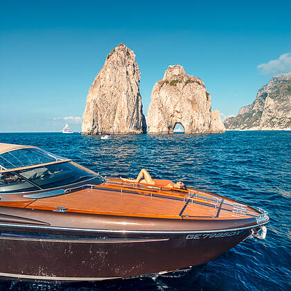 Luxury Rivarama 44 Speedboat (max 6 passengers)