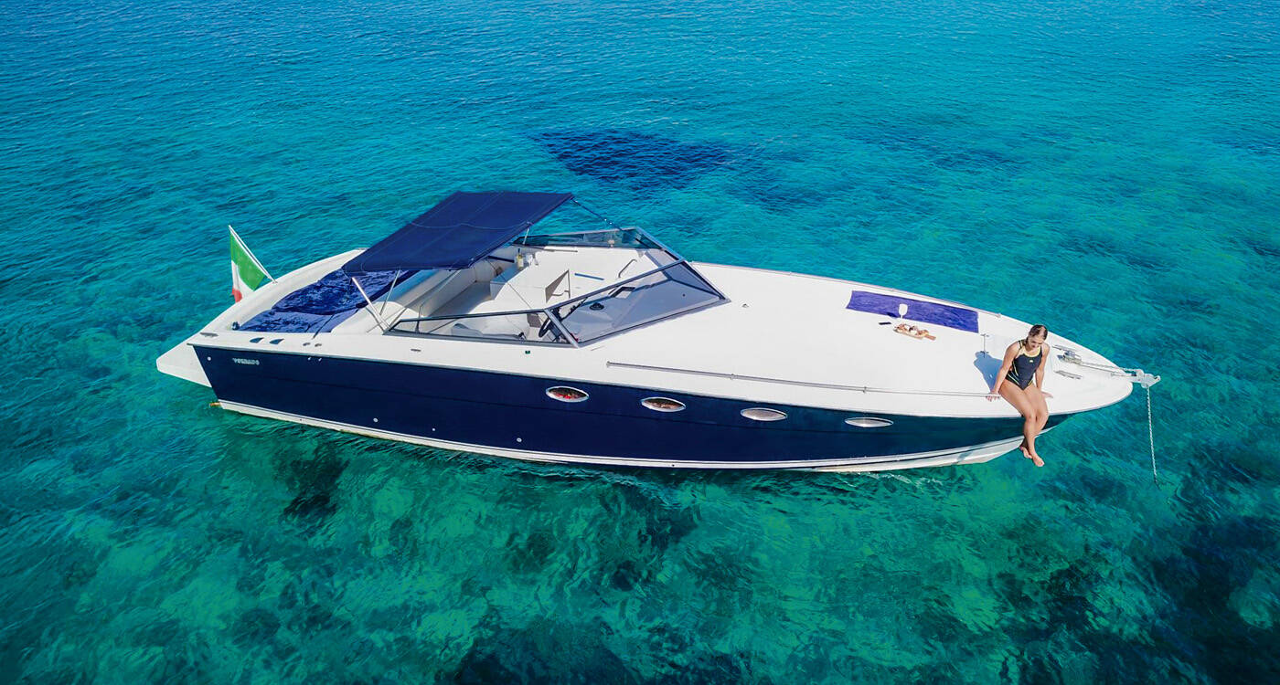 Relax and Have Fun along the Coast of Capri!