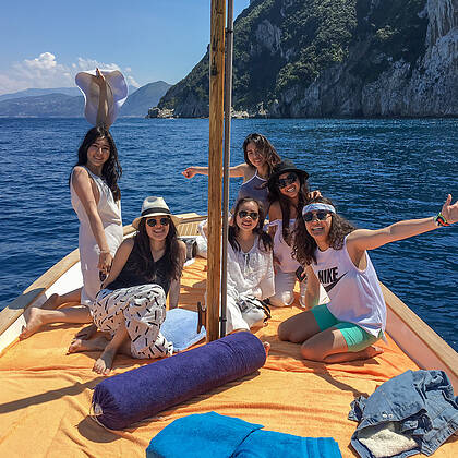 Capri Island Tour friends