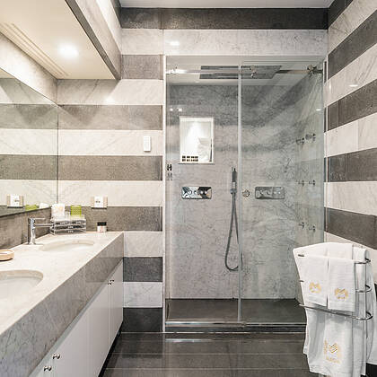 Deluxe Double with balcony and sea view