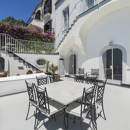 Villa con Vista Mare