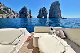Capri Water Taxi Fontelina Beach Club - Il Riccio 