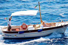 Water taxi dal porto di Capri al Ristorante Il Riccio
