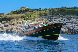 Tour in barca ibrida in Costiera Amalfitana da Sorrento