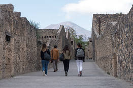 Pompeii & Vesuvius: Boat Tour from Sorrento with lunch