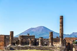 Small group tour of Pompeii & Mt. Vesuvius from Naples