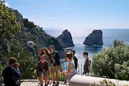 Capri and Anacapri: Guided Tour from Rome