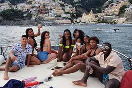Tour privato in barca da Sorrento a Positano (8 ore)