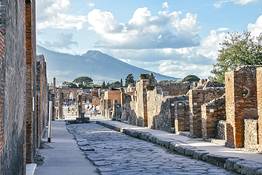 Private Tour: Pompeii-Herculaneum-Archaeological Museum