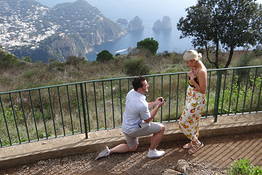 "Mi vuoi sposare?" Proposta di matrimonio a Capri