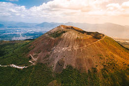 Tour in auto con guida da Sorrento al Vesuvio (4 ore)