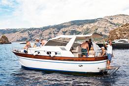 Ischia e Procida in barca, tour privato da Sorrento