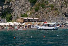 Amalfi: taxi boat per spiagge di Duoglio e Santa Croce