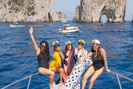 Selfie Sunset Tour ai Faraglioni di Capri!