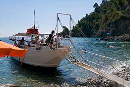 Costiera Amalfitana: tour in barca con bagno