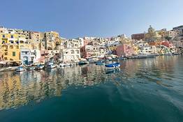 Tour privato in barca a Ischia e Procida