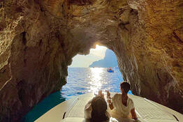 Tour in barca al tramonto di Capri (privato)