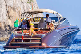 Exclusive Capri Minicruise via Rivarama 44 Speedboat