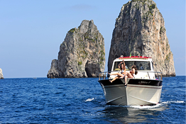Tour di gruppo in barca a Capri, da Sorrento