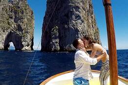 Tour in barca per coppie dell'isola di Capri