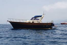 Aprea Gozzo Boat Rental with Skipper on Capri