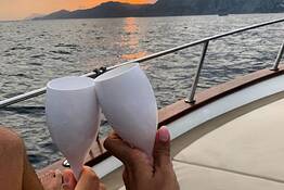 Capri by Sunset! Boat Tour from Positano with Aperitivo