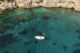 Private Motorboat Tour of Capri