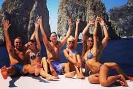Gozzo Party tour in Capri! 6 people