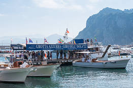 Tour a Capri: pacchetto Gold con tour in barca e pranzo