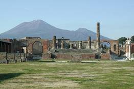 Pompeii Group Bus Tour from the Amalfi Coast