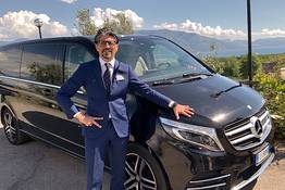 Private transfer con luxury Mercedes da Napoli