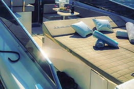 Transfer Capri - Ischia ( luxury boat ) 