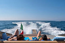 Transfer privato in barca da Sorrento a Capri (o vv)