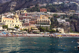 Tour Capri - Amalfi Coast by Gozzo Boat